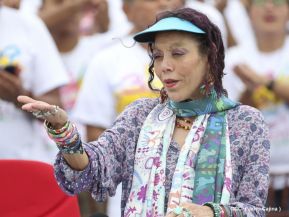 Rosario y Daniel celebran junto al pueblo 38 años de Revolución