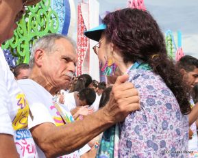 Rosario y Daniel celebran junto al pueblo 38 años de Revolución