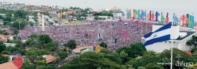 Rosario y Daniel celebran junto al pueblo 38 años de Revolución