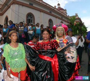¡Viva Tata Chombo, el doctor de los pobres!