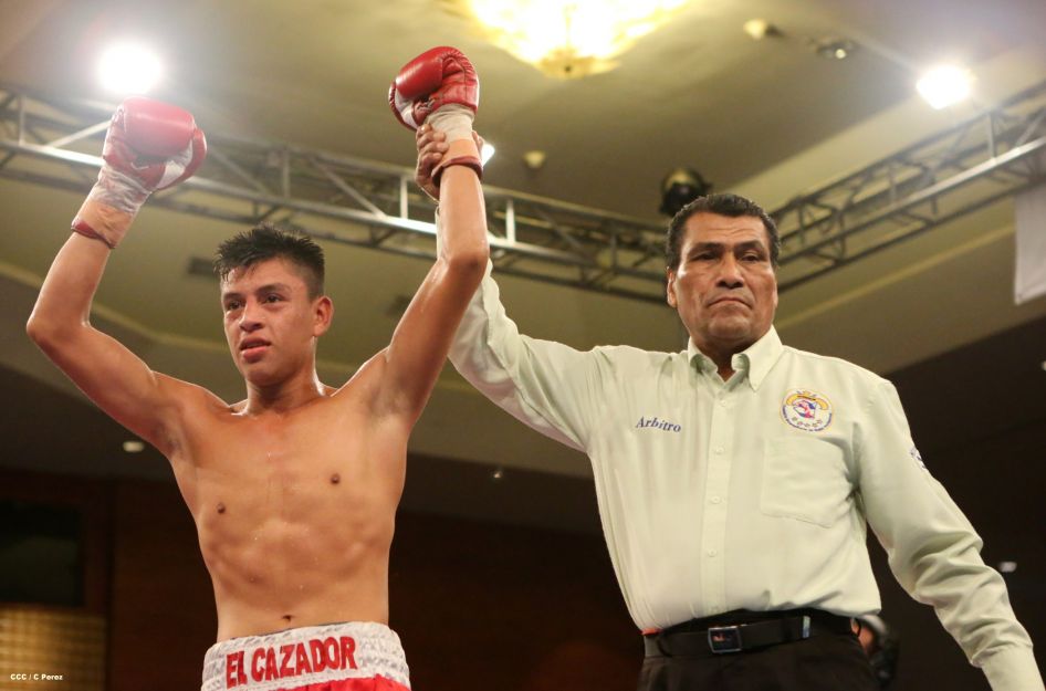 Triunfa el "Chocolatito" en el séptimo