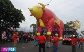 Miles de managuas participan del desfile hípico en honor a Santo Domingo