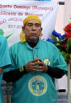 Miles de fieles acompañan a Santo Domingo en su regreso a Las Sierritas