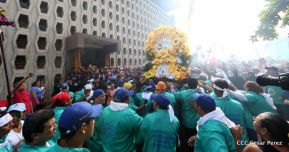 Miles de fieles acompañan a Santo Domingo en su regreso a Las Sierritas