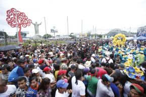 Miles de fieles acompañan a Santo Domingo en su regreso a Las Sierritas