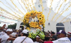 Santo Domingo ya se encuentra en su trono de Las Sierritas