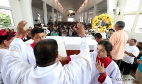 Santo Domingo ya se encuentra en su trono de Las Sierritas