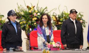 Acto del 37 aniversario de la Fuerza Naval