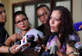 Acto del 37 aniversario de la Fuerza Naval