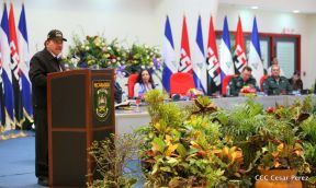 Acto del 37 aniversario de la Fuerza Naval