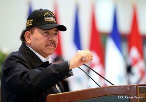 Acto del 37 aniversario de la Fuerza Naval