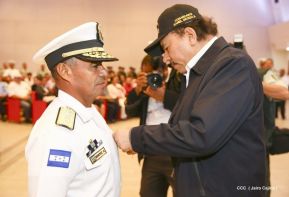 Acto del 37 aniversario de la Fuerza Naval