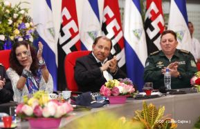 Acto del 37 aniversario de la Fuerza Naval