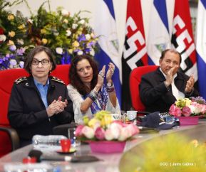 Acto del 37 aniversario de la Fuerza Naval