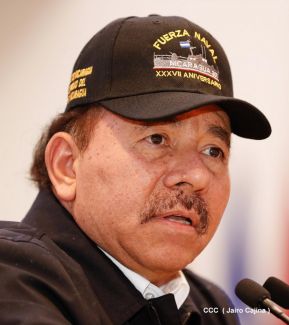 Acto del 37 aniversario de la Fuerza Naval