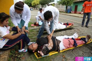 Población se prepara ante desastres