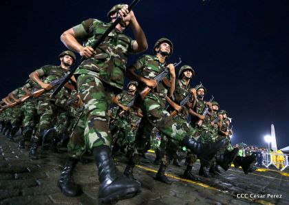 Desfile del Ejército de Nicaragua en saludo a su 38 aniversario