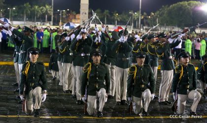 Desfile del Ejército de Nicaragua en saludo a su 38 aniversario