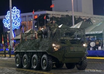Desfile del Ejército de Nicaragua en saludo a su 38 aniversario