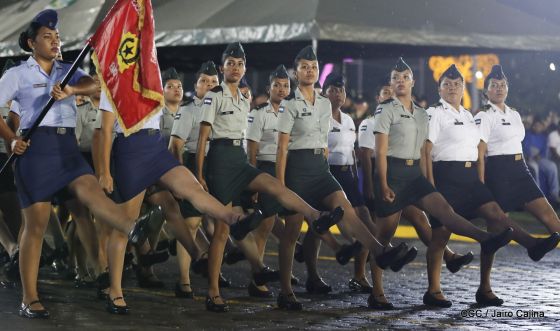 Desfile del Ejército de Nicaragua en saludo a su 38 aniversario