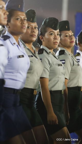 Desfile del Ejército de Nicaragua en saludo a su 38 aniversario