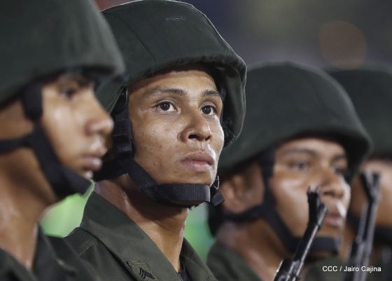 Desfile del Ejército de Nicaragua en saludo a su 38 aniversario