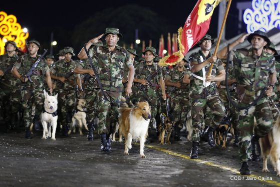 Desfile del Ejército de Nicaragua en saludo a su 38 aniversario
