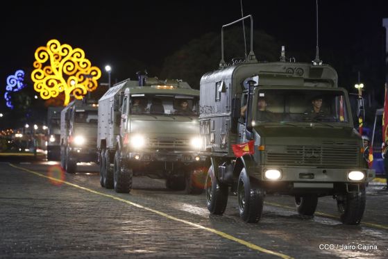 Desfile del Ejército de Nicaragua en saludo a su 38 aniversario