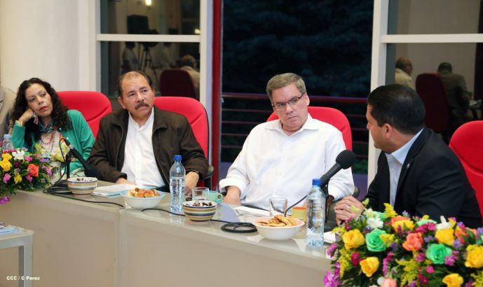 Presidente Daniel se reúne con directivos de AMCHAM