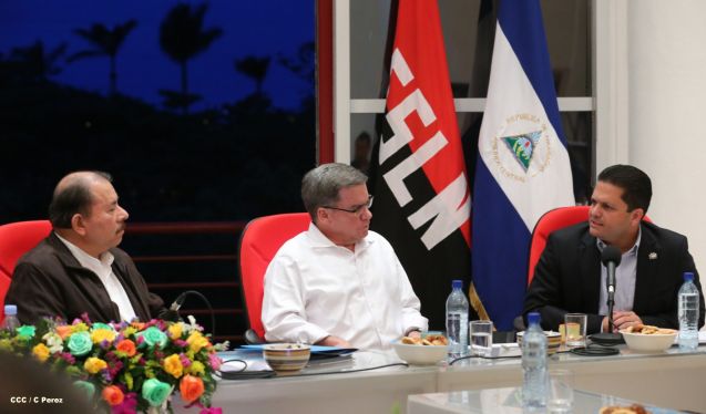 Presidente Daniel se reúne con directivos de AMCHAM