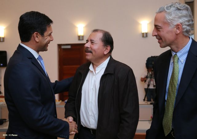 Presidente Daniel se reúne con directivos de AMCHAM