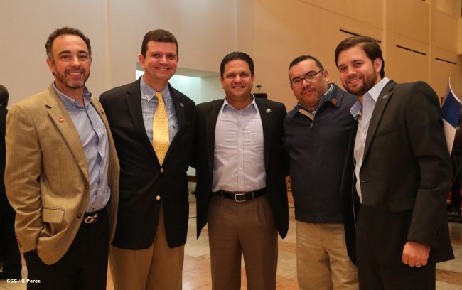 Presidente Daniel se reúne con directivos de AMCHAM