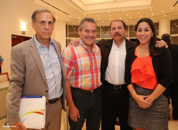 Presidente Daniel se reúne con directivos de AMCHAM