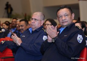 Acto del 38 Aniversario de fundación de la Policía Nacional