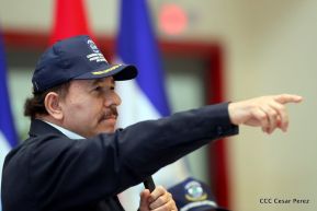 Acto del 38 Aniversario de fundación de la Policía Nacional