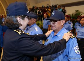 Acto del 38 Aniversario de fundación de la Policía Nacional