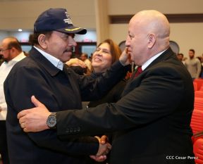 Acto del 38 Aniversario de fundación de la Policía Nacional