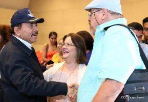 Acto del 38 Aniversario de fundación de la Policía Nacional