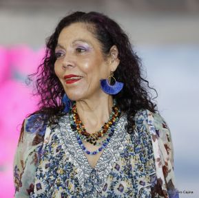 Desfile en saludo a las Fiestas Patrias