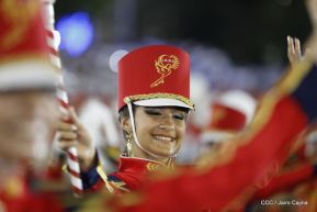 Desfile en saludo a las Fiestas Patrias