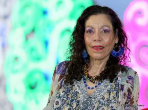 Desfile en saludo a las Fiestas Patrias