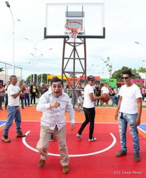 Inauguran segunda etapa de Complejo Deportivo Hugo Chávez