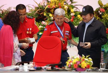 Acto del 38 aniversario del Ministerio de Gobernación