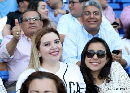 Histórica inauguración de moderno Estadio Nacional de Béisbol "Dennis Martínez"