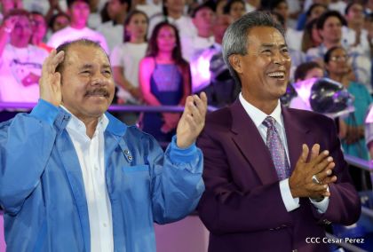 Histórica inauguración de moderno Estadio Nacional de Béisbol "Dennis Martínez"