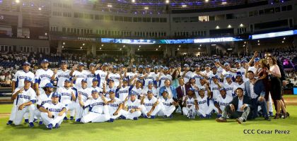 Histórica inauguración de moderno Estadio Nacional de Béisbol "Dennis Martínez"