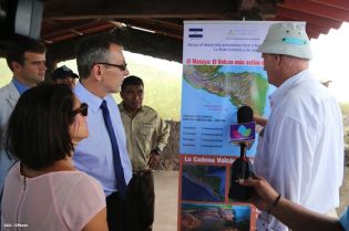 Comisario de Desarrollo UE en visita a Nicaragua