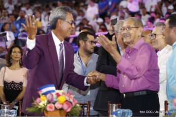 Histórica inauguración de moderno Estadio Nacional de Béisbol "Dennis Martínez"