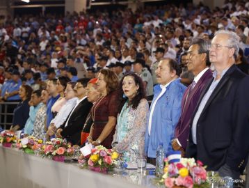 Histórica inauguración de moderno Estadio Nacional de Béisbol "Dennis Martínez"
