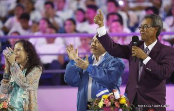 Histórica inauguración de moderno Estadio Nacional de Béisbol "Dennis Martínez"
